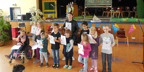 GewinnerInnen des Lesewettbewerbs der Schule am Meer